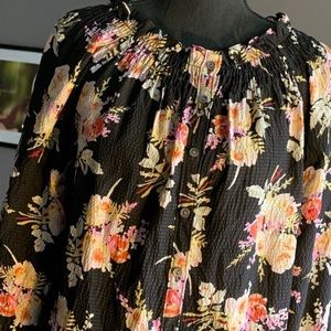 REBECCA TAYLOR Floral Silk Blouse EUC 🖤 🌸 🍃